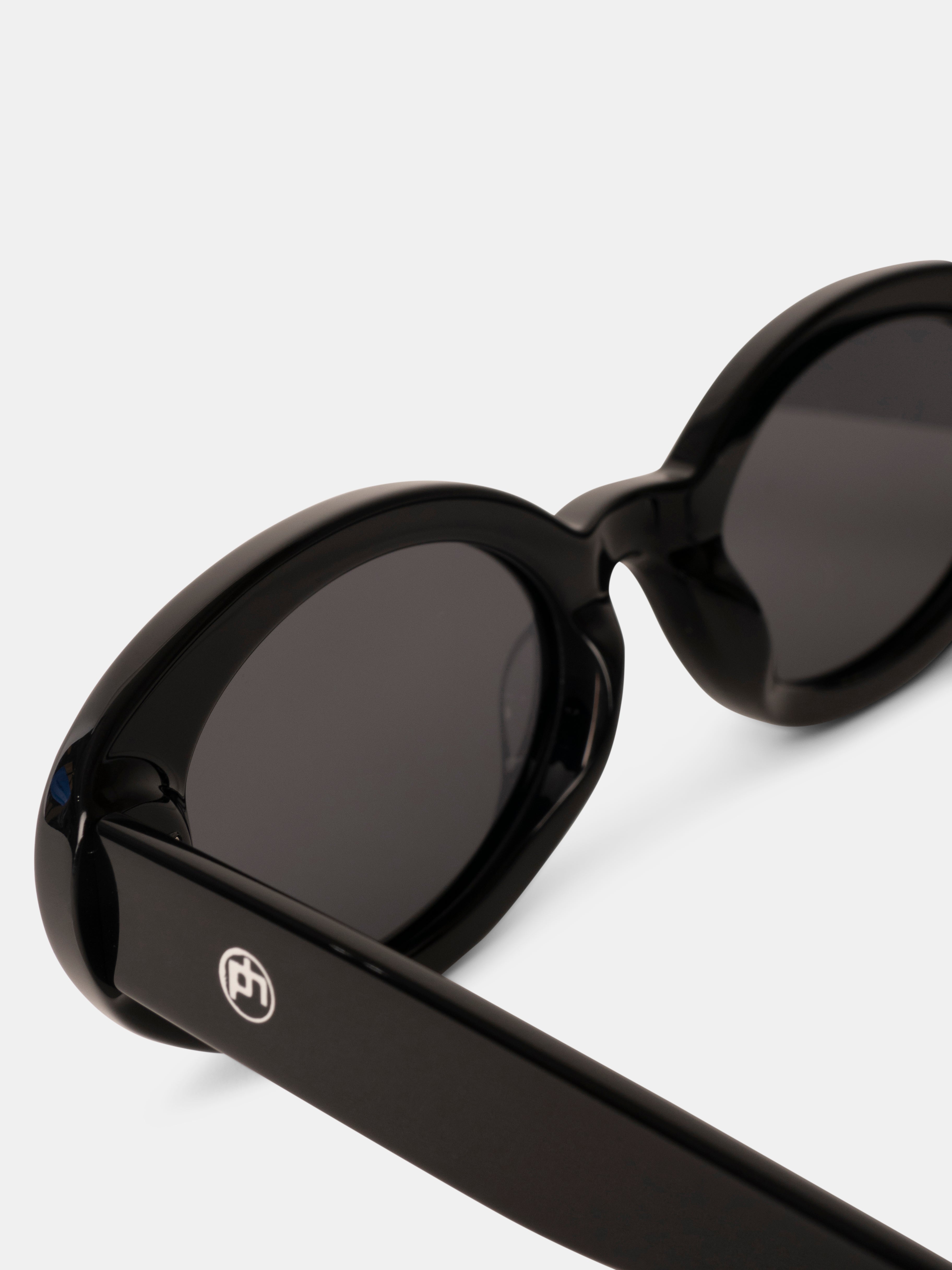 Selma Black Sun