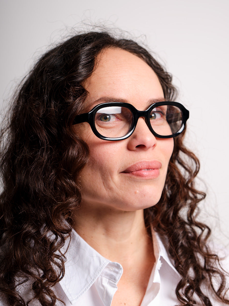 Hedda Black Readers
