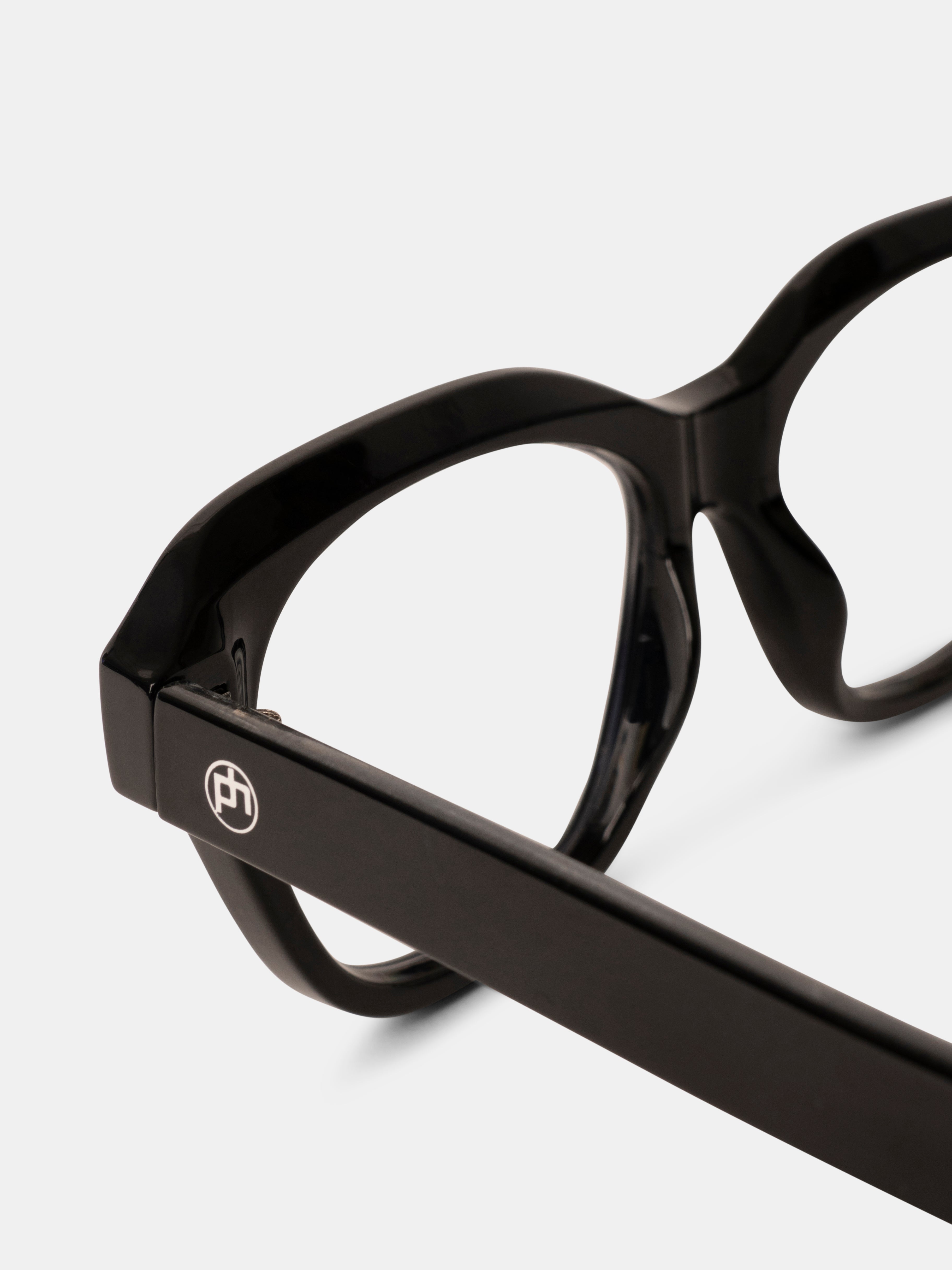 Nomi Black Readers