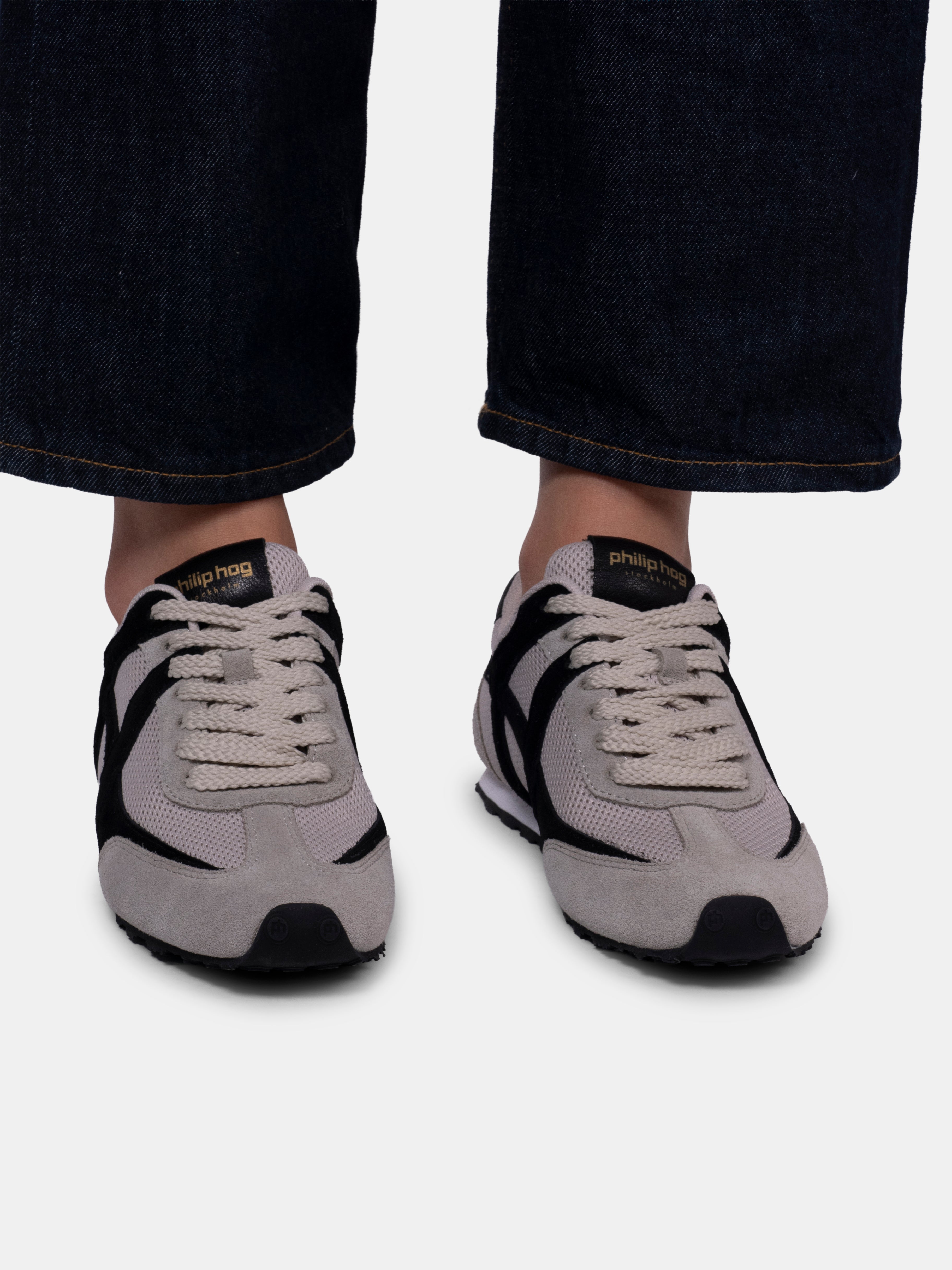 Olivia Off-white / Black