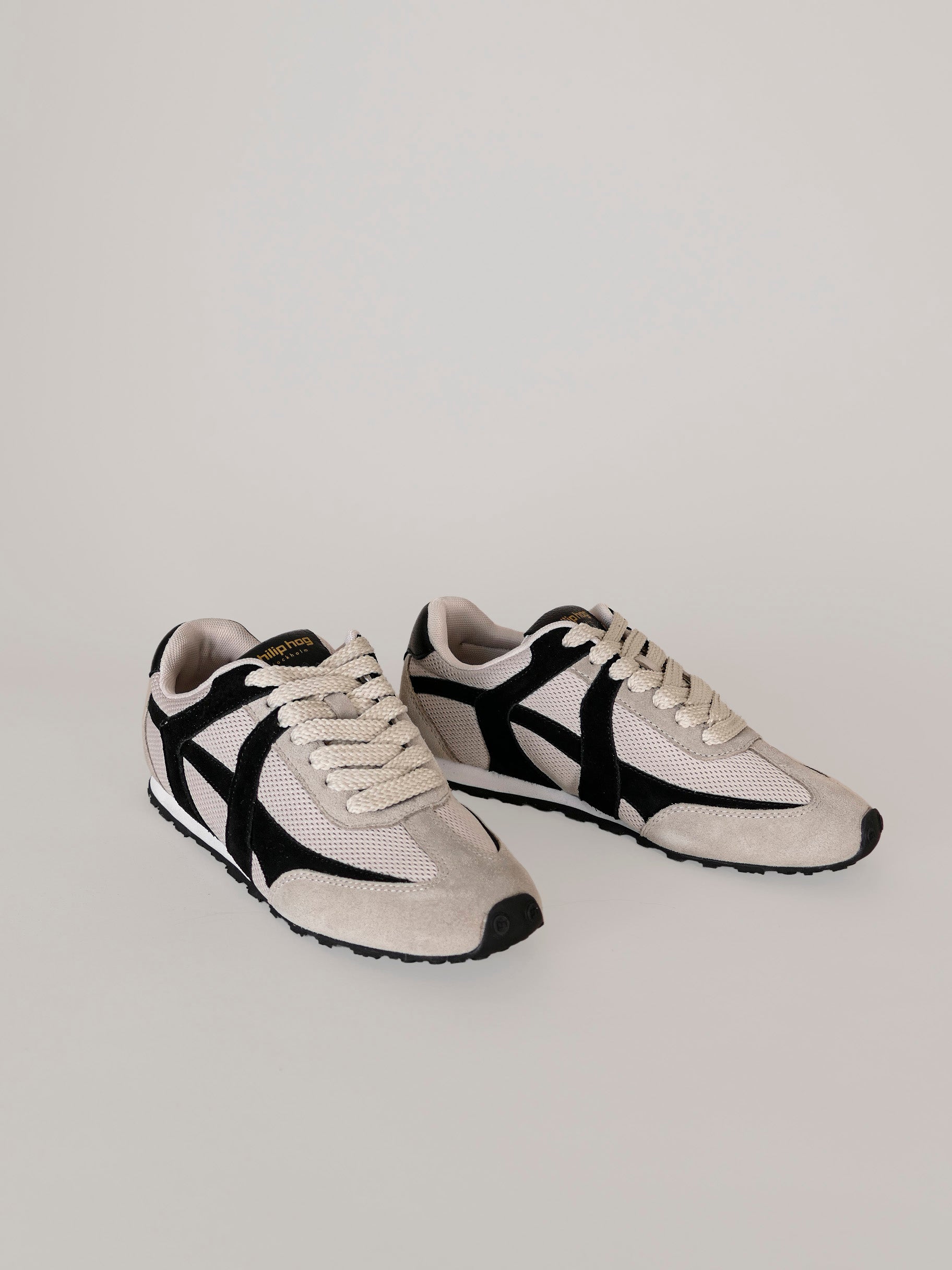 Olivia Offwhite / Black