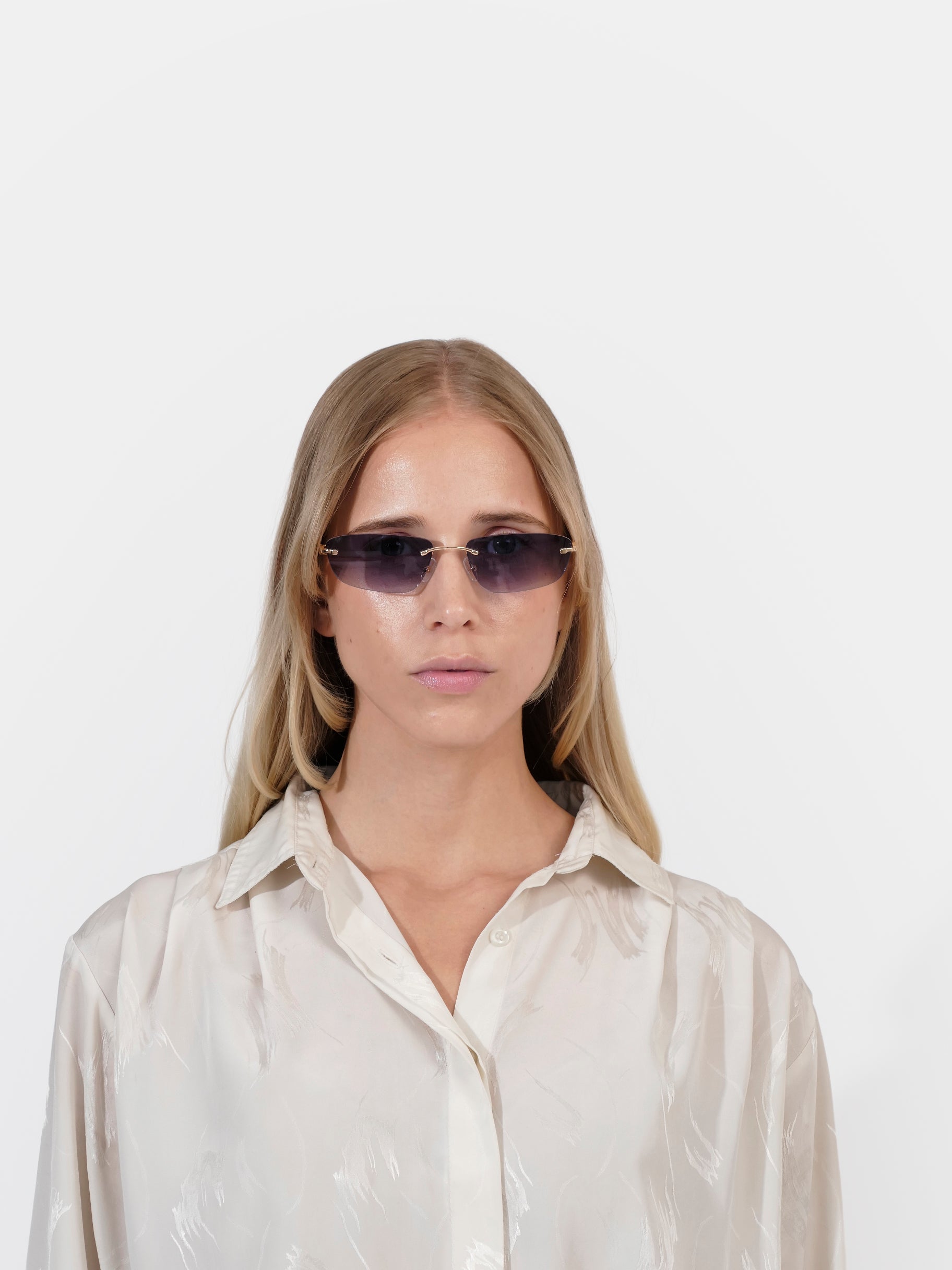 Stina Tinted Grey Sun